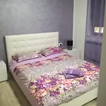 House Klaudio Nyaraló *