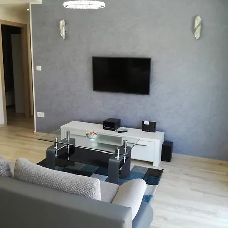 House Klaudio * רוביני