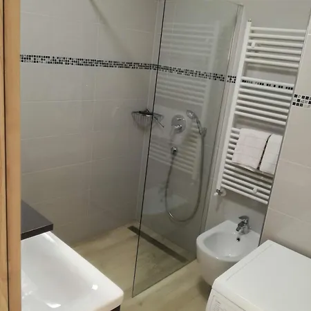 House Klaudio * רוביני