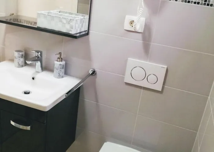 House Klaudio * 로비니